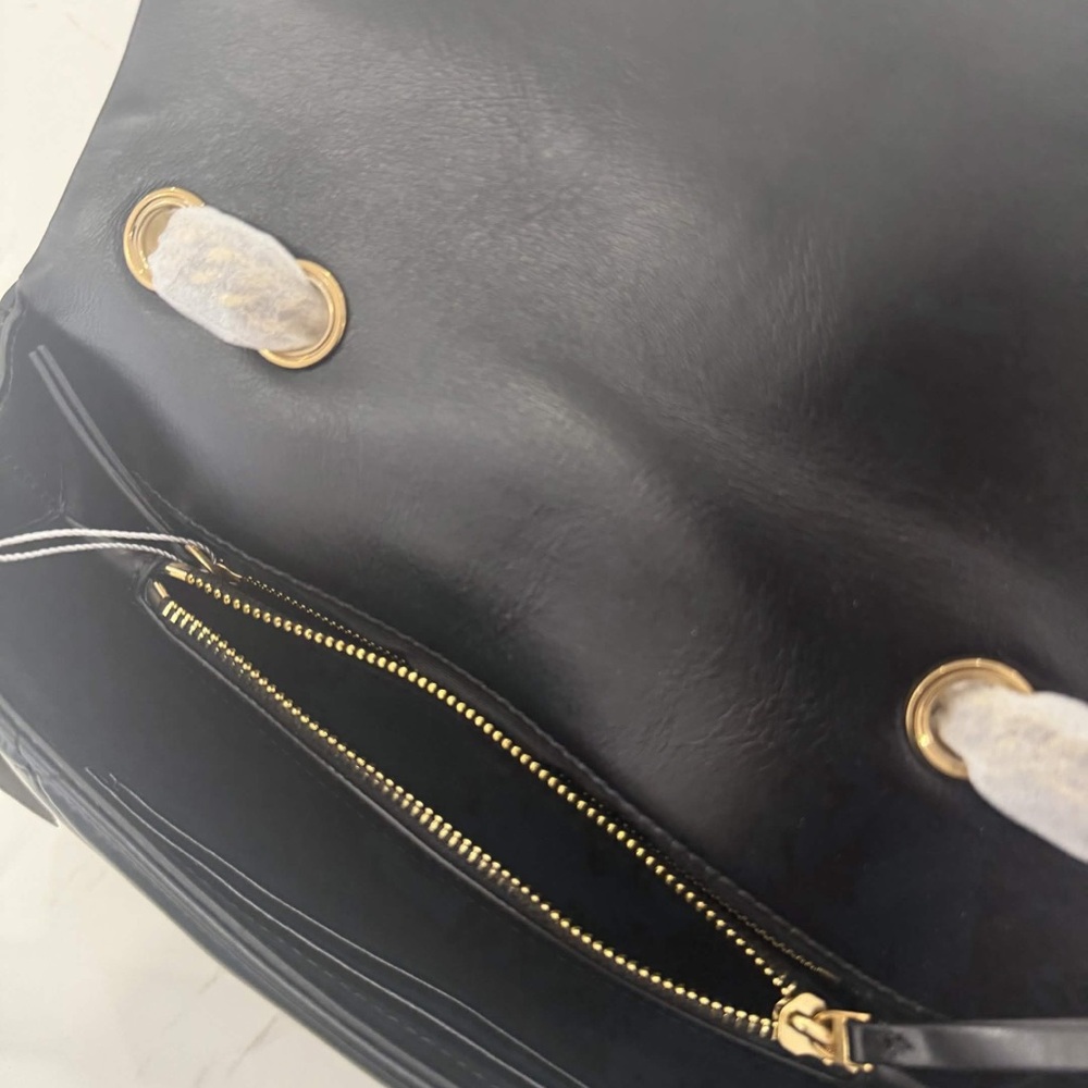 Tory Burch Kira Diamond Quilt Large Shoulder Bag MSRP $595 - Picture 8 of 9